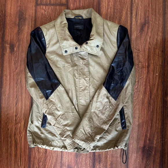 Women's Danier green jacket with black leather detailing - size XS - Picture 3 of 9